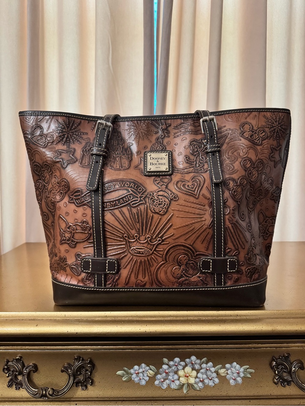 Disney Dooney & Bourke Leather Brown Sketch Tote